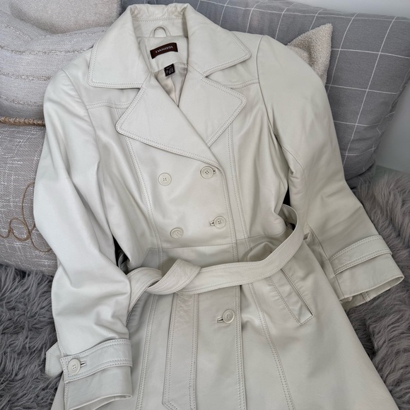 Danier Cream Double-Breasted Leather Trench Coat - Picture 2 of 11